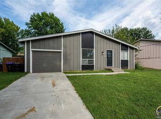 3918 SW Atwood Ter, Topeka, KS 66610