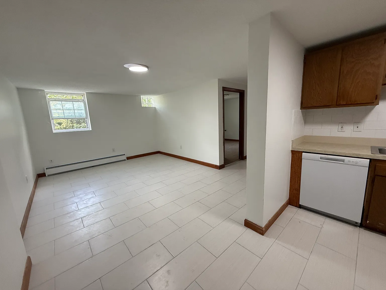 2 bed, $1,425 — Photo 2