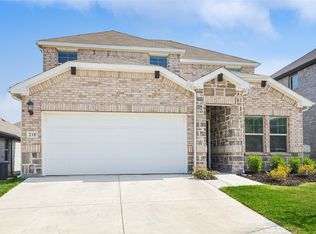 218 Luna Ln, Lake Dallas, TX 75065
