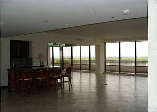 2nd image of 100 Lakeshore Dr APT 651