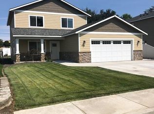 908 Florence St, Prosser, WA 99350