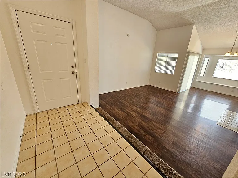 2817 Albemarle Way — Photo 8