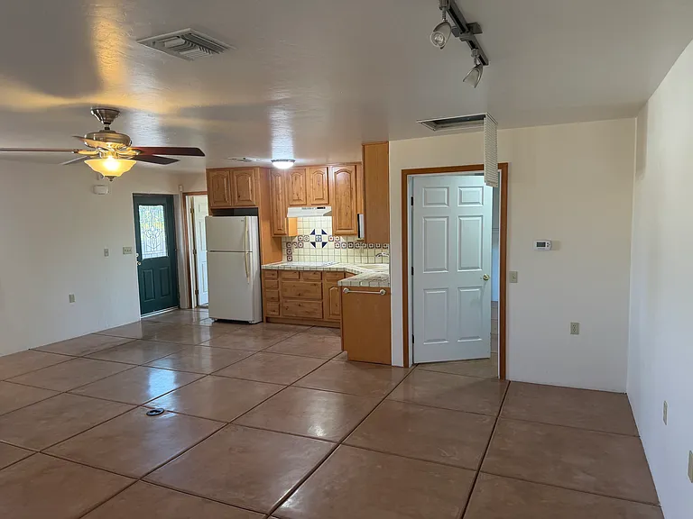 4740 N Paseo De Los Rancheros — Photo 10