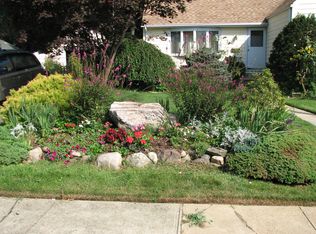 457 18th St, West Babylon, NY 11704