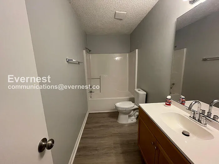 504 E McLelland Ave — Photo 6