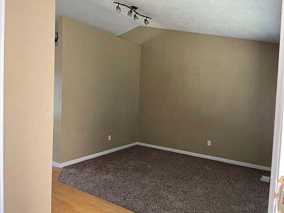2nd image of 10039 S Birnam Woods Way