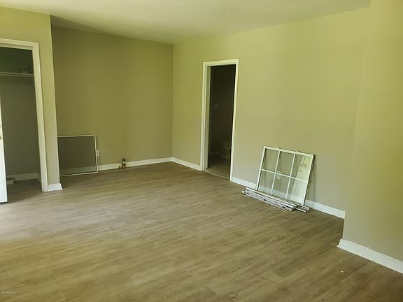 4th image of 1716 Bucknell Ave