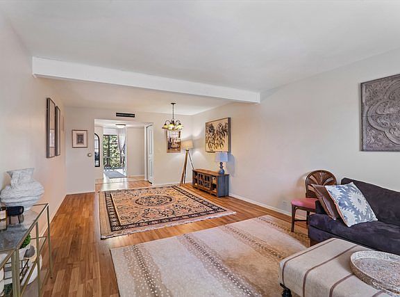 4th image of 1712 Northfield Sq Unit F