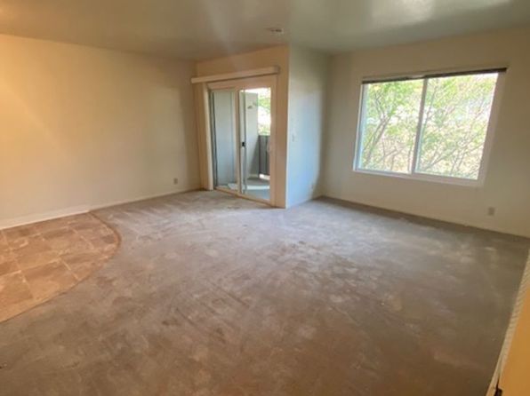 635 Palma Dr #8U