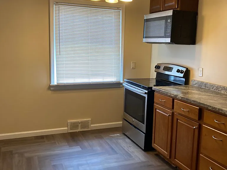 4206 Hinsdale Rd — Photo 8