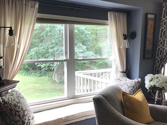 5th image of 50 John Dr #50
