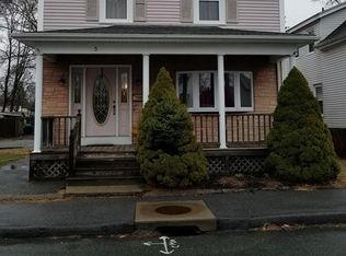 5 Benefit St, Taunton, MA 02780