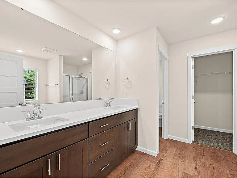 15851 Woodland Ct SE — Photo 32