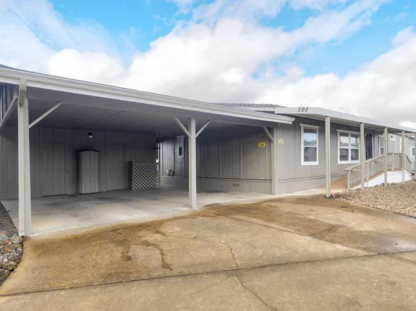 298 Whispering Willow Dr, Grants Pass, OR 97527