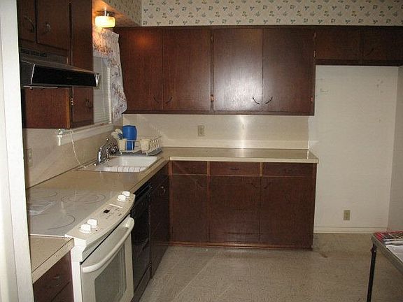 5th image of 1716 Rosewood St