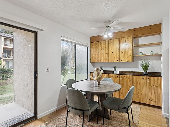 2nd image of 16225 NE 12th Ct APT F74