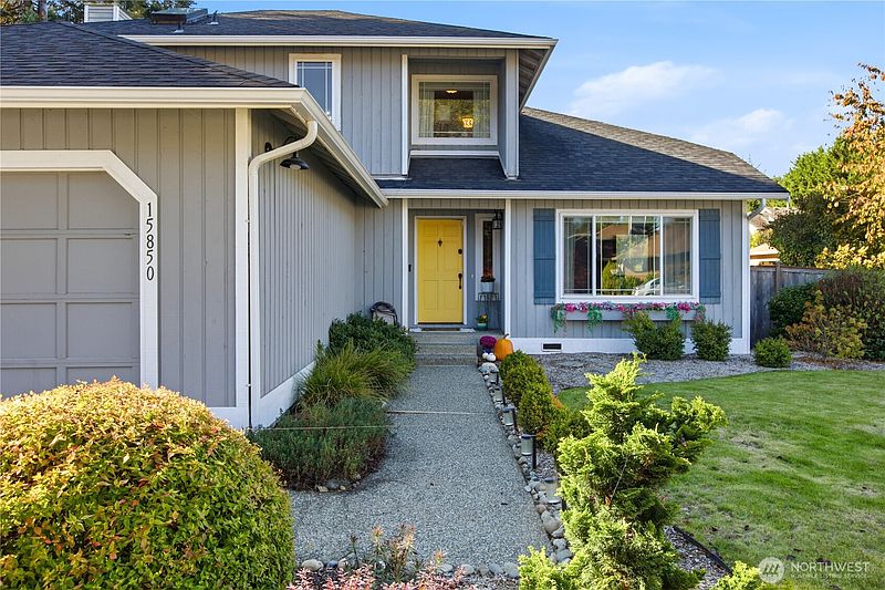 2nd image of 15850 SE 156th Street