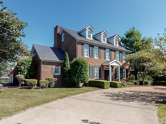 2nd image of 2786 Old Frankfort Pike
