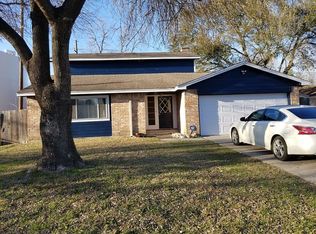 7826 Round Bank Dr, Houston, TX 77064