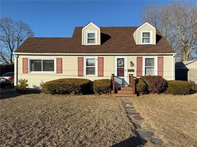 357 Chapmans Ave, Warwick, RI, 02886