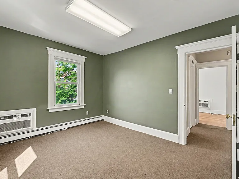 1480 Bedford St #2 — Photo 8