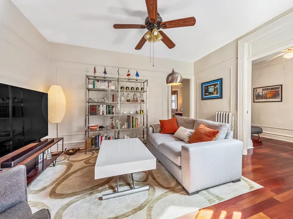411 West 44th Street 13 image 1 of 7