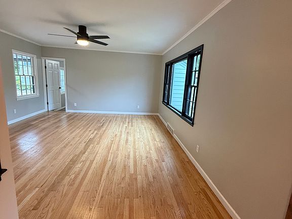 5th image of 2819 36th St