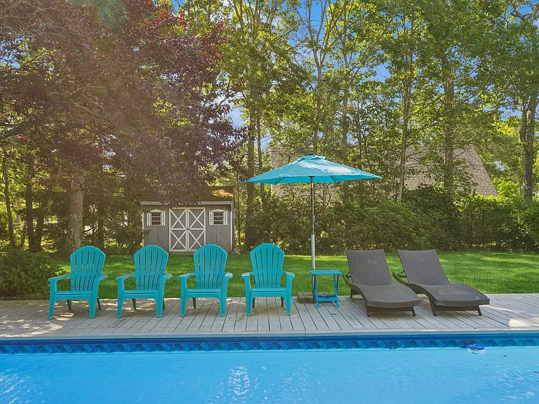 38 Eisenhower Dr — Photo 22