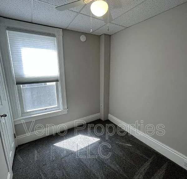 25 William St #B — Photo 16