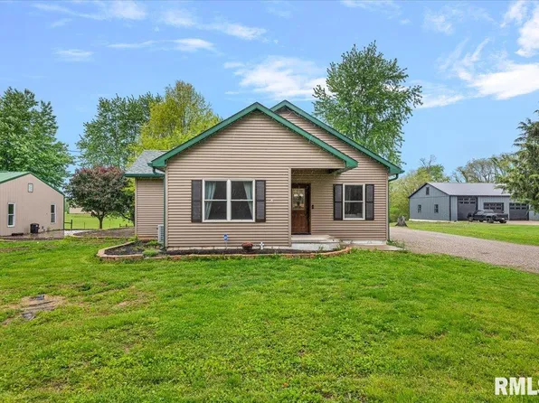 9045 Owl Rd, Sherman, IL 62684