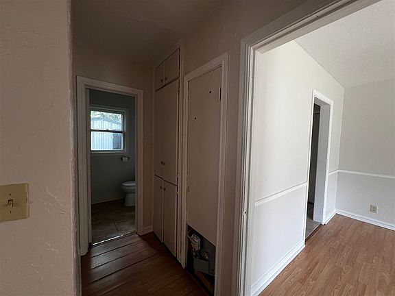 3rd image of 1032 N 2nd St