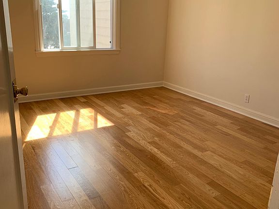 2nd image of 4623 Balboa St Unit 2