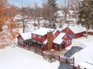 709 Riverside Dr N, Hudson, WI 54016