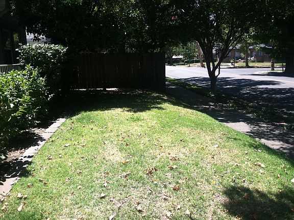 3rd image of 1240 W Acacia St