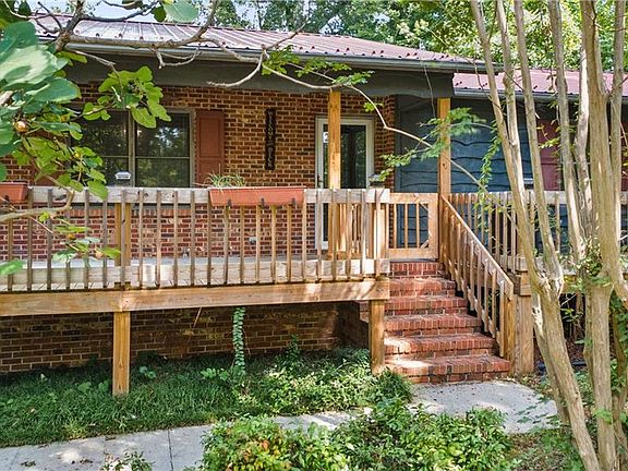 5th image of 923 Aberdeen Rd