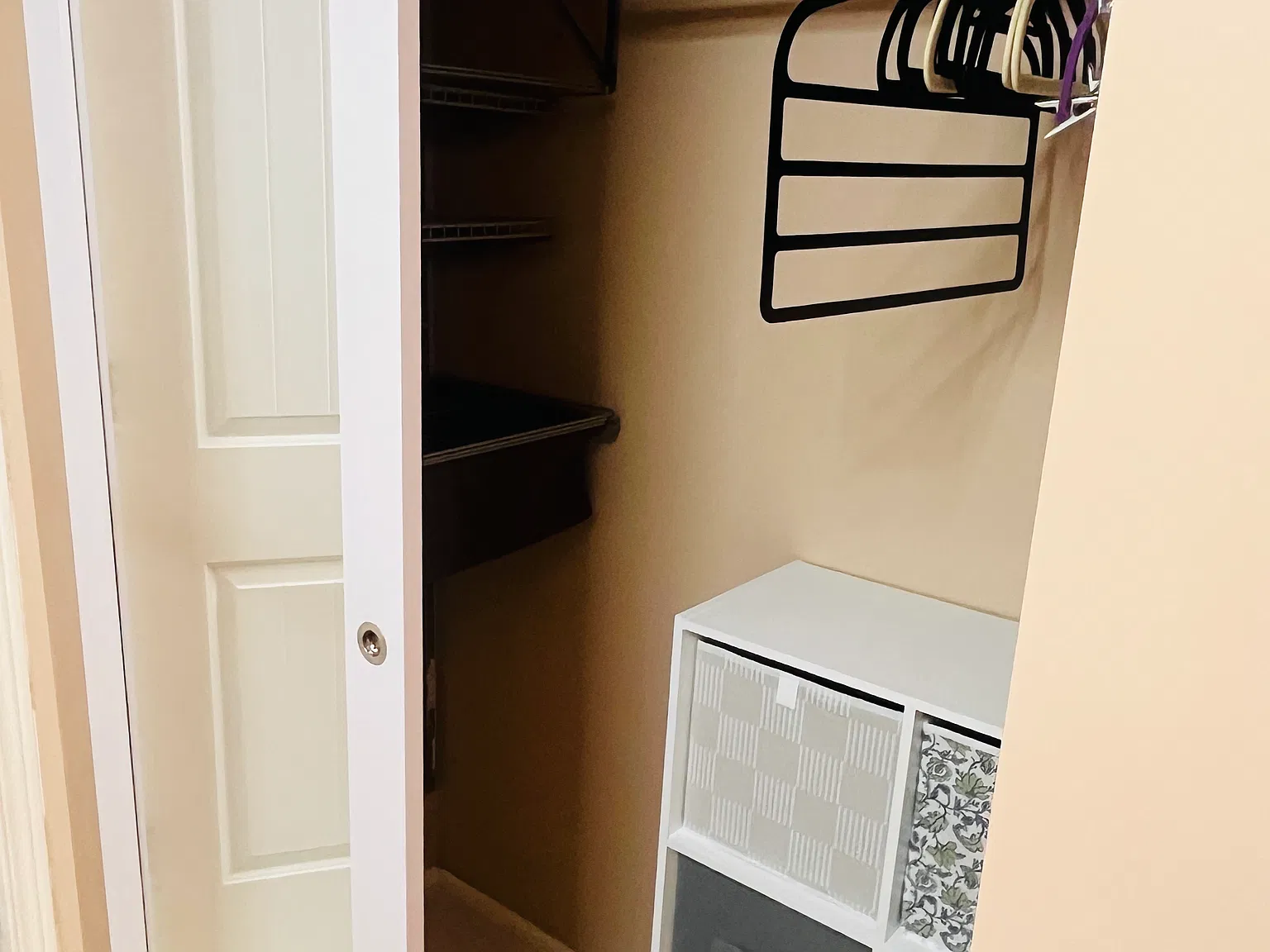 3 bed, 2.5 bath, 1400 sqft, $1,500 — Photo 3