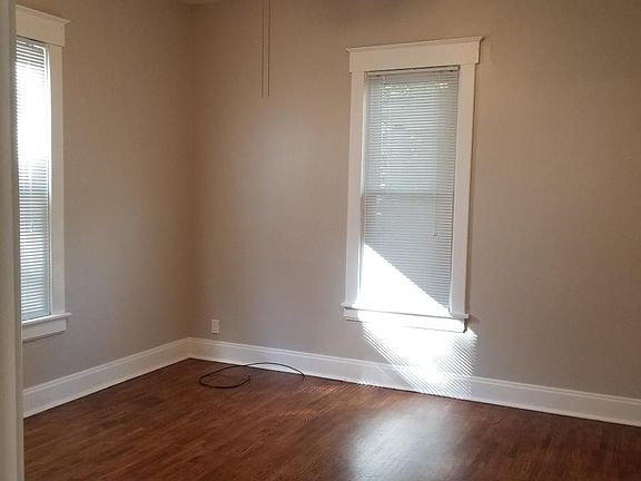1st bedroom