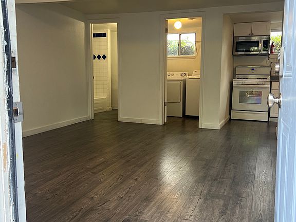 4th image of 757 Baca St #5