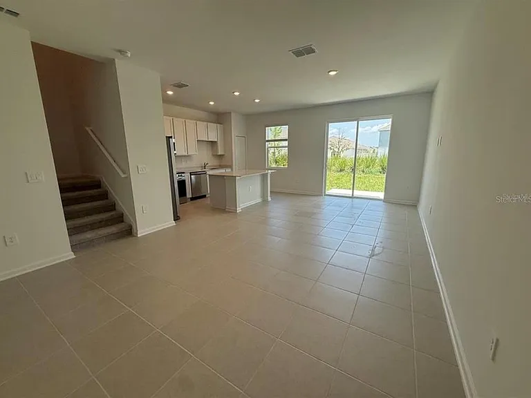 2644 Skyline Loop — Photo 6