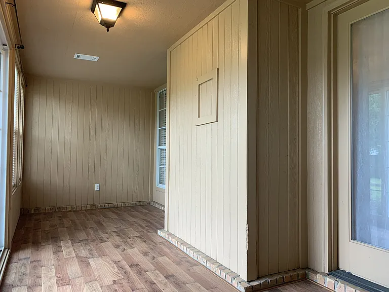 1302 N Flamingo Rd — Photo 19