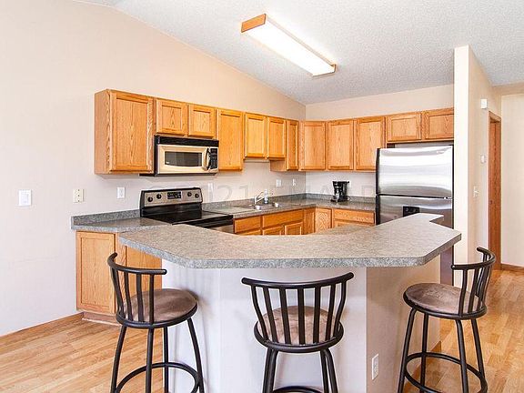 3rd image of 1062 42nd Ave W