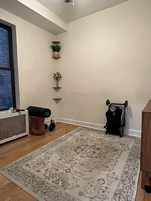 Rented by Compass | media 5