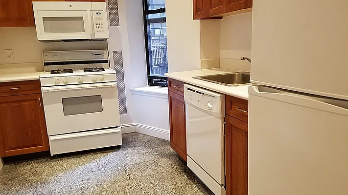 Rented by Corcoran | media 4