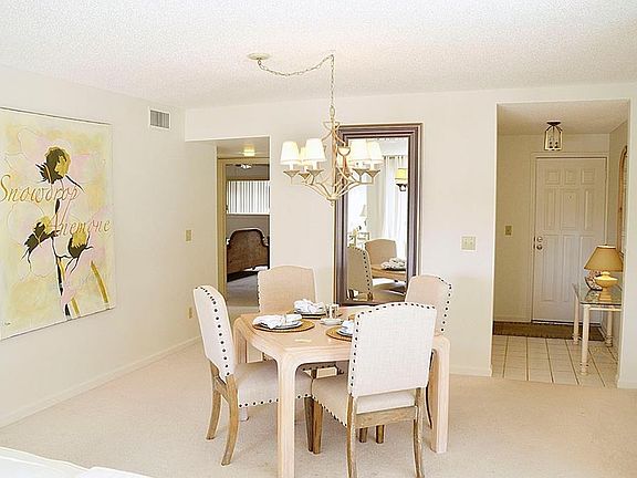 2nd image of 1616 Ocean Dr APT 203