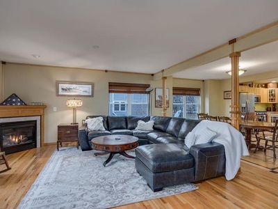 1236 Gas Light Drive, Sun Prairie, WI, 53590