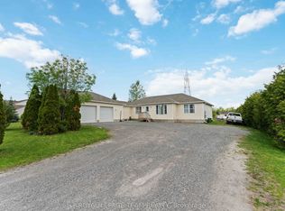 1628 Stanleyfield Cres, Ottawa, ON K4P 1M7