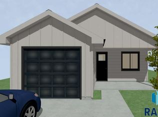 6708 E Heartgold St, Sioux Falls, SD 57110