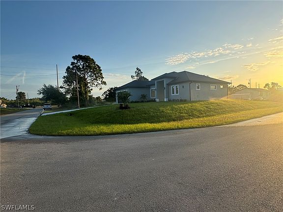 3rd image of 57 Unice Ave S