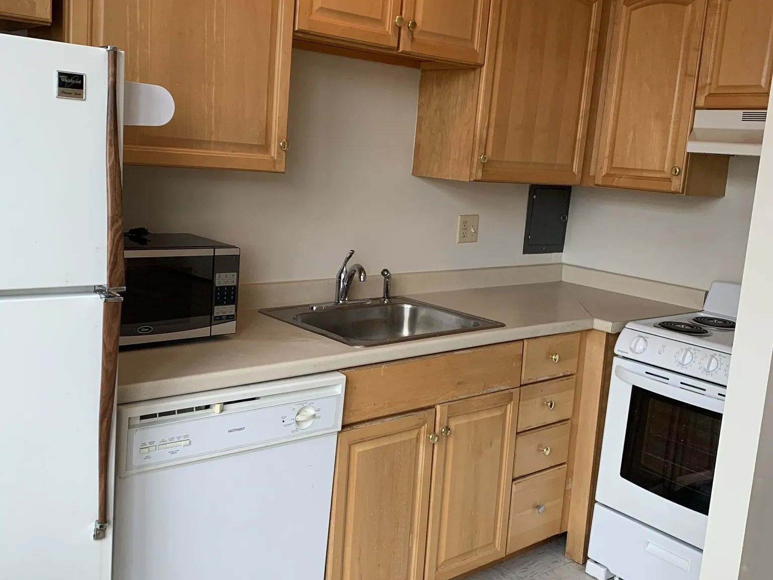 1 bed, 1.0 bath, $2,250 — Photo 4