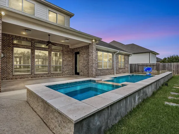 32810 Wall Flower Dr, Fulshear, TX 77441